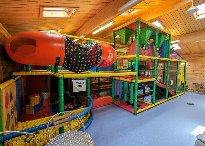 35 Gower Holiday Village With Seasonal Pool