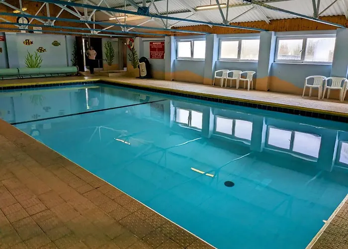 35 Gower Holiday Village With Seasonal Pool